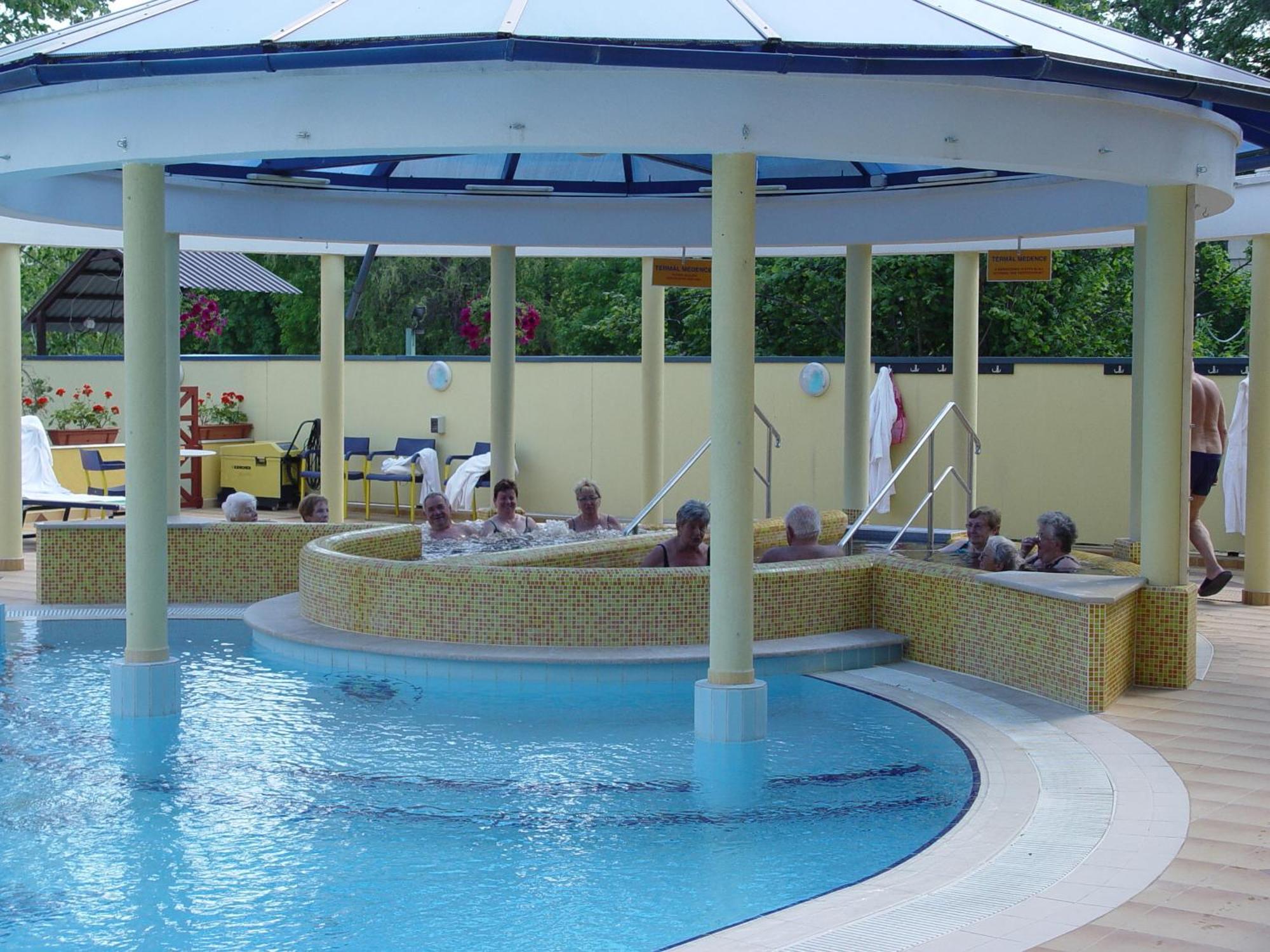 Hotel Rudolf Hajduszoboszlo Ngoại thất bức ảnh
