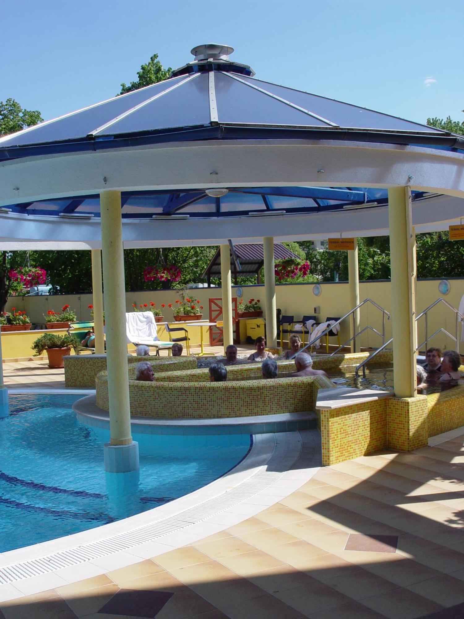 Hotel Rudolf Hajduszoboszlo Ngoại thất bức ảnh
