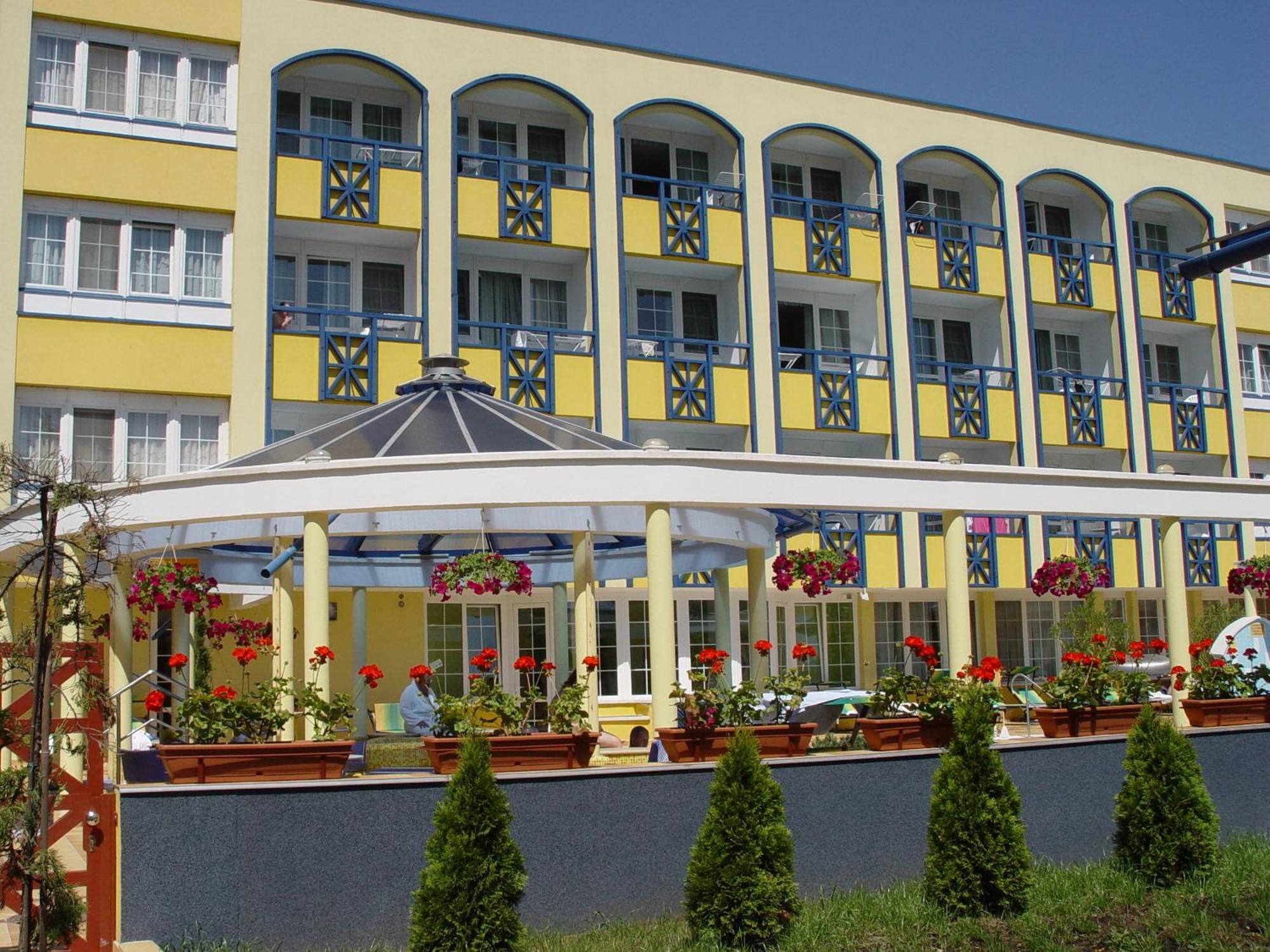 Hotel Rudolf Hajduszoboszlo Ngoại thất bức ảnh
