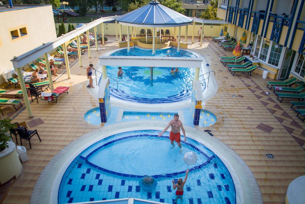 Hotel Rudolf Hajduszoboszlo Ngoại thất bức ảnh