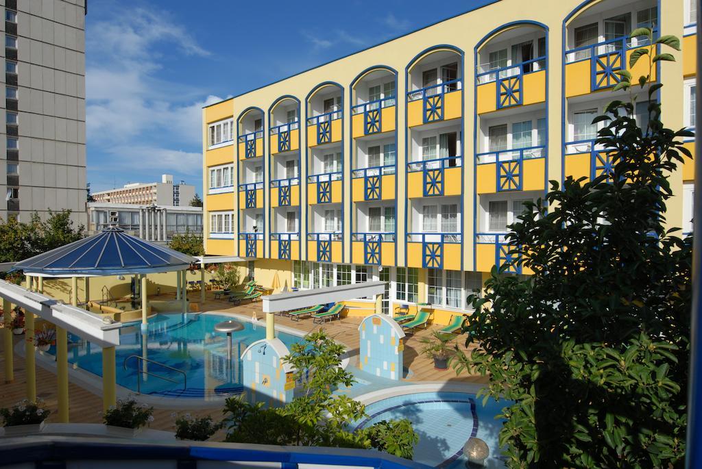 Hotel Rudolf Hajduszoboszlo Ngoại thất bức ảnh