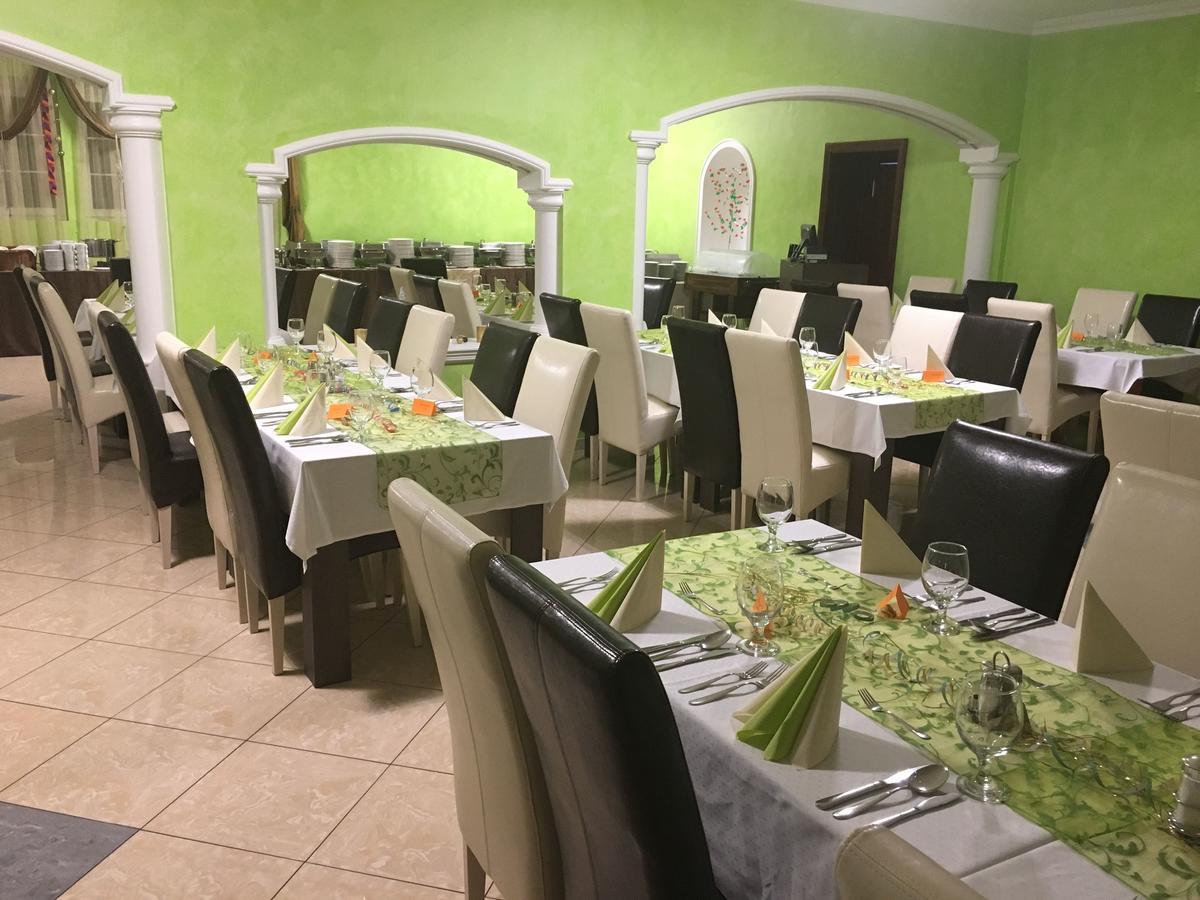 Hotel Rudolf Hajduszoboszlo Ngoại thất bức ảnh